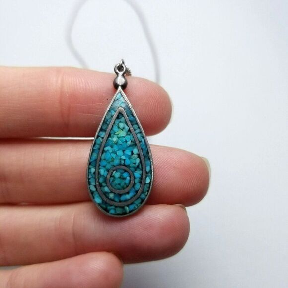 Vintage Blue Inlaid Stone Drop Shape Pendant, Silver Tone Setting and Chain - Picture 1 of 7